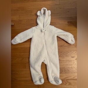 Carter's Cozy Infant Footie size 9m